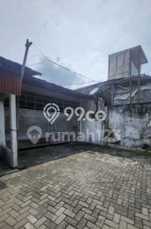 Komersial Dijual di Wiyung LT 1224m2, LB 200m2 untuk Investasi Komersial Dijual di Wiyung LT 1224m2, LB 200m2 untuk Investasi
