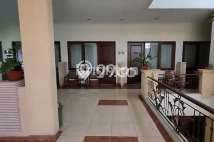 Komersial Dijual di Surabaya LT 1200m2 & LB 1m2 Lokasi Terbaik! Komersial Dijual di Surabaya LT 1200m2 & LB 1m2 Lokasi Terbaik!