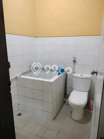 Disewakan! Rumah 3 Kamar Tidur &
2 Kamar Mandi di Sutorejo, Surabaya Disewakan! Rumah 3 Kamar Tidur &
2 Kamar Mandi di Sutorejo, Surabaya