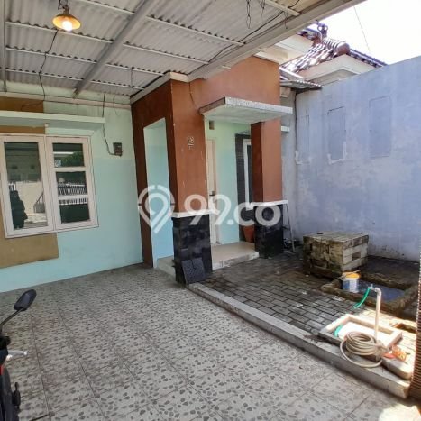 Rumah sewa siap pakai 3 Kamar Tidur di Surabaya Kota, Surabaya Rumah sewa siap pakai 3 Kamar Tidur di Surabaya Kota, Surabaya
