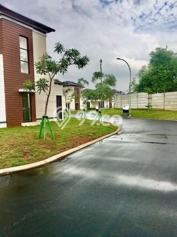 Disewakan segera hunian minimalis strategis 4 Kamar di Tangerang, Tangerang Disewakan segera hunian minimalis strategis 4 Kamar di Tangerang, Tangerang