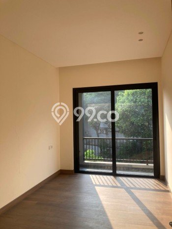 Rumah Mewah LB 289m2 Siap Huni Desain Elegan di BSD, Tangerang Rumah Mewah LB 289m2 Siap Huni Desain Elegan di BSD, Tangerang
