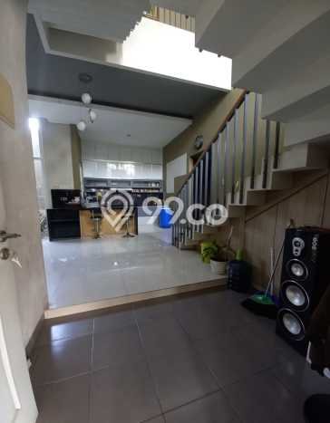 Rumah Modern 4 Kamar LT 165m2 di Bintaro Rumah Modern 4 Kamar LT 165m2 di Bintaro