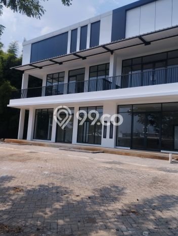 Rumah Modern 3 KT di BSD Nusaloka Tangerang Semi Furnished Rumah Modern 3 KT di BSD Nusaloka Tangerang Semi Furnished