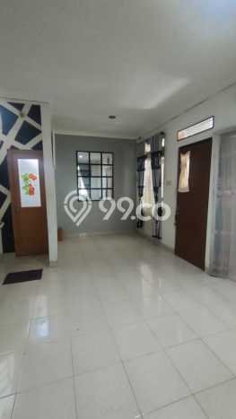Rumah Luas Asri 4 KT Siap Huni di Lebak Bulus Jakarta Selatan Rumah Luas Asri 4 KT Siap Huni di Lebak Bulus Jakarta Selatan