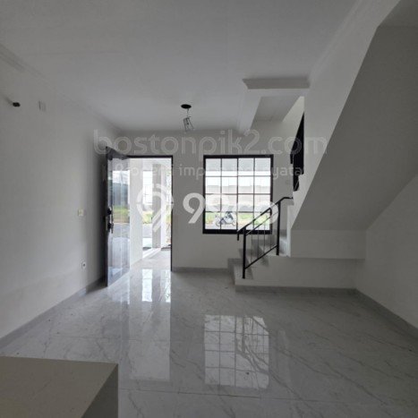Disewakan! Rumah 2 Kamar Tidur &
2 Kamar Mandi di Pantai Indah Kapuk 2, Jakarta Utara Disewakan! Rumah 2 Kamar Tidur &
2 Kamar Mandi di Pantai Indah Kapuk 2, Jakarta Utara