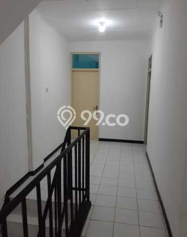 Unit Ruko Dijual di Jakarta Barat LT 105m2 & LB 200m2 Unit Ruko Dijual di Jakarta Barat LT 105m2 & LB 200m2
