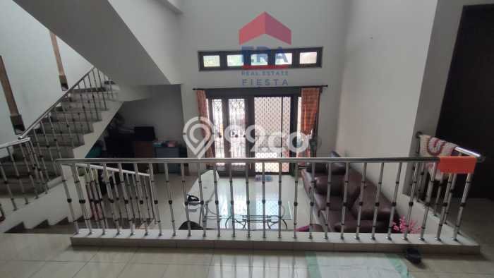 Dijual Hunian Mewah dengan Fasilitas Sekitar Lengkap di Kebon Jeruk, Jakarta Barat Dijual Hunian Mewah dengan Fasilitas Sekitar Lengkap di Kebon Jeruk, Jakarta Barat