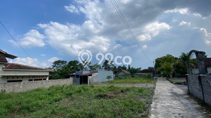 Tanah Potensial di Sleman, Luas 137m2m², Pinggir Jalan Tanah Potensial di Sleman, Luas 137m2m², Pinggir Jalan