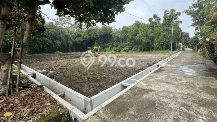 Tanah Dijual Lokasi Godean, Sleman dengan Luas Tanah 112m2 dan Status SHM Tanah Dijual Lokasi Godean, Sleman dengan Luas Tanah 112m2 dan Status SHM