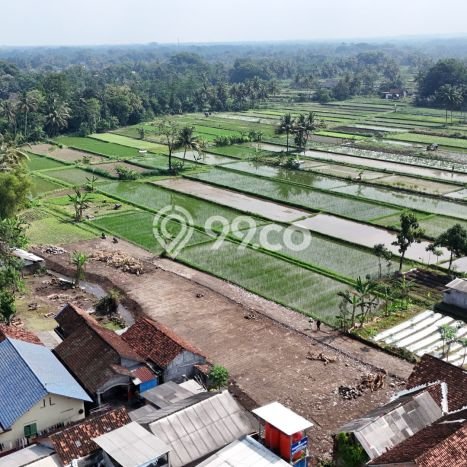 Tanah Kosong Dijual di Sleman dengan Area 139m2 Tanah Kosong Dijual di Sleman dengan Area 139m2