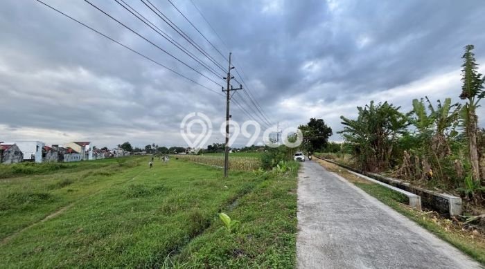 Tanah untuk Dijual Lokasi Godean, Sleman Luas 108m2 SHM Tanah untuk Dijual Lokasi Godean, Sleman Luas 108m2 SHM