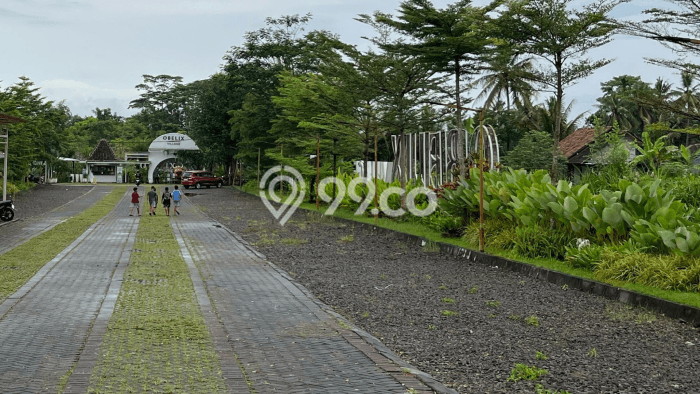 Lahan Strategis di Kalasan Dijual dengan Luas 100m2 Lahan Strategis di Kalasan Dijual dengan Luas 100m2