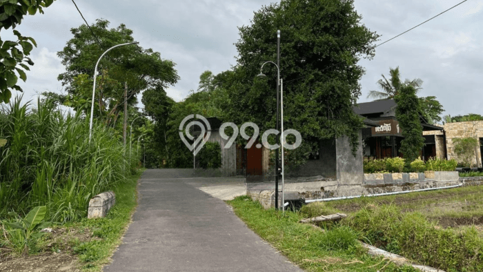 Lahan Dijual Lokasi Strategis di Sleman dengan Luas 188m2 Lahan Dijual Lokasi Strategis di Sleman dengan Luas 188m2