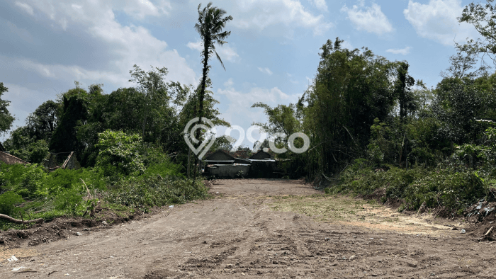 Dijual Tanah Lokasi Sleman, Yogyakarta Seluas 121m2 Dijual Tanah Lokasi Sleman, Yogyakarta Seluas 121m2