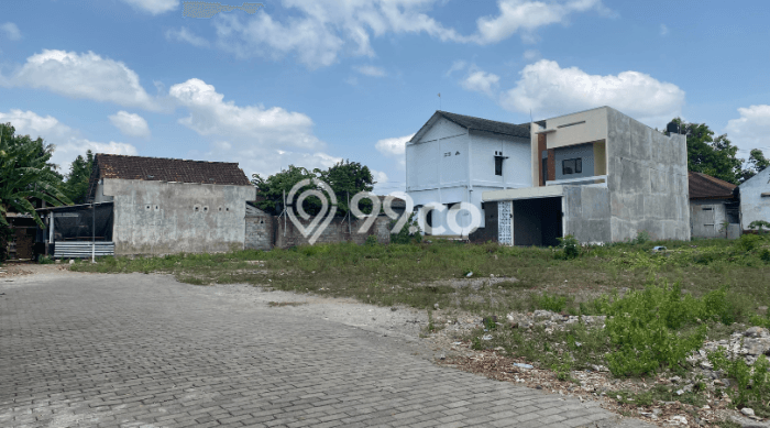 Lahan Kosong Dijual di Kalasan, Sleman, Luas 139m2 Area Strategis Lahan Kosong Dijual di Kalasan, Sleman, Luas 139m2 Area Strategis