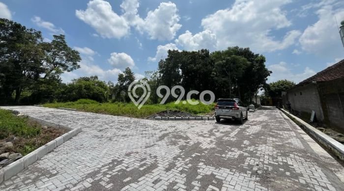 Kavling Tanah di Kalasan Dijual Luas 119m2 Legalitas SHM Kavling Tanah di Kalasan Dijual Luas 119m2 Legalitas SHM