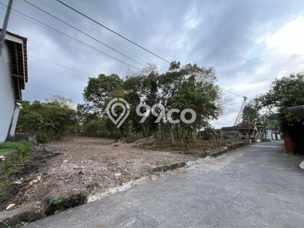 Tanah Area Prospektif Kawasan Sleman, Luas 103m2m², Akses ke Pusat Kota, Lingkungan Nyaman Tanah Area Prospektif Kawasan Sleman, Luas 103m2m², Akses ke Pusat Kota, Lingkungan Nyaman