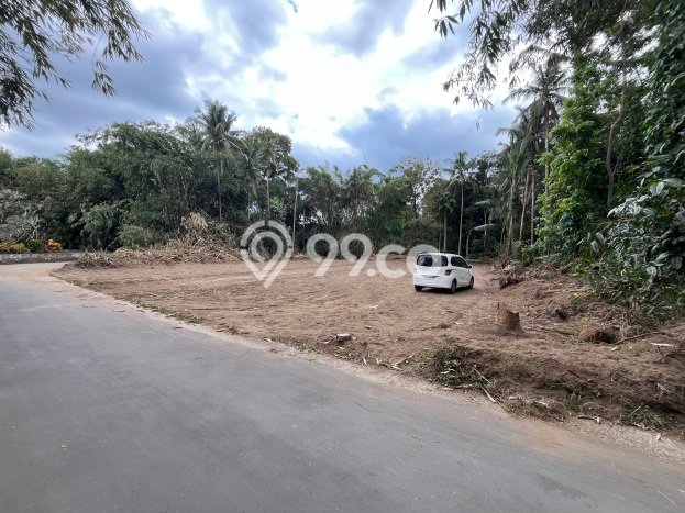For Sale Tanah di Sleman, Luas 92m2m², Lokasi Berkembang For Sale Tanah di Sleman, Luas 92m2m², Lokasi Berkembang