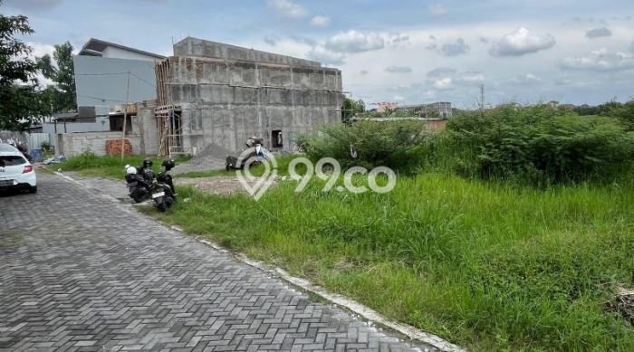 Lahan Dijual Lokasi Depok, Sleman dengan Luas Tanah 216m2 dan Status SHM Lahan Dijual Lokasi Depok, Sleman dengan Luas Tanah 216m2 dan Status SHM