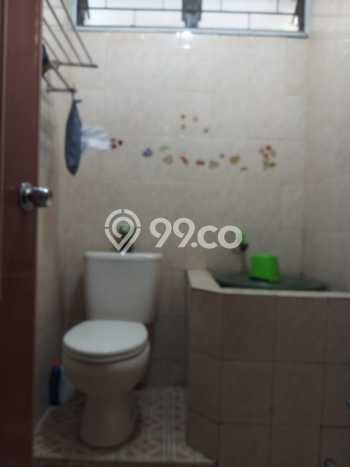 Dijual Hunian Rumah Terawat 3 KT di Bintaro, Tangerang Selatan Dijual Hunian Rumah Terawat 3 KT di Bintaro, Tangerang Selatan