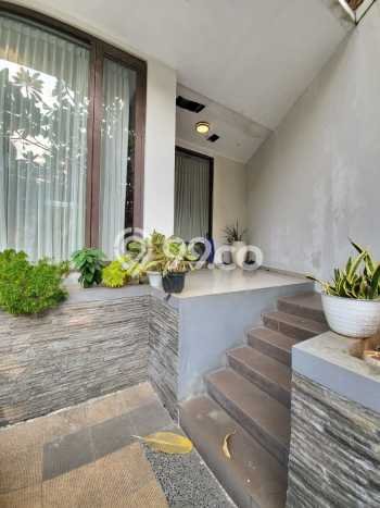 Rumah Eksklusif Siap Huni LT 194m2 di Pondok Aren, Tangerang Selatan Rumah Eksklusif Siap Huni LT 194m2 di Pondok Aren, Tangerang Selatan