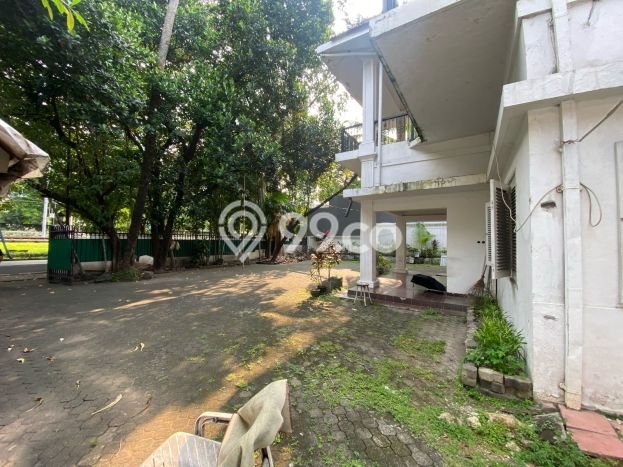 Tanah Dijual Lokasi Menteng, Jakarta Pusat dengan Luas Tanah 840m2 dan Status - Tanah Dijual Lokasi Menteng, Jakarta Pusat dengan Luas Tanah 840m2 dan Status -