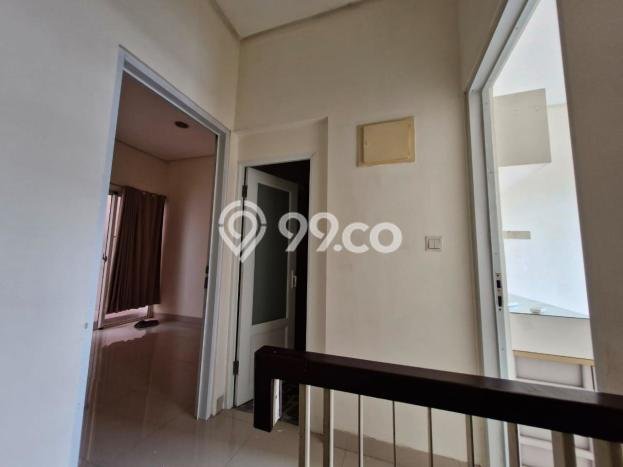 Disewakan! Rumah 2 Kamar Tidur &
2 Kamar Mandi di Green Lake City, Jakarta Barat Disewakan! Rumah 2 Kamar Tidur &
2 Kamar Mandi di Green Lake City, Jakarta Barat