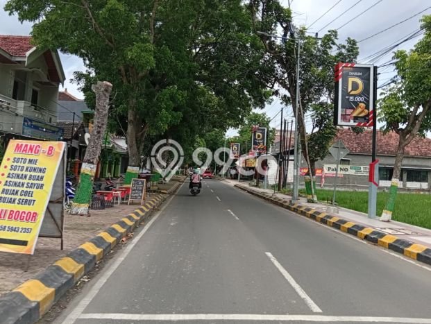 Lahan Kosong Dijual di Madiun dengan Area 82m2 Lahan Kosong Dijual di Madiun dengan Area 82m2