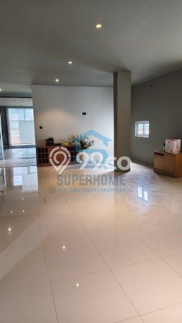Ruko di , Luas 330m2m², Disewakan, Area Bisnis, Ready Operasional Ruko di , Luas 330m2m², Disewakan, Area Bisnis, Ready Operasional
