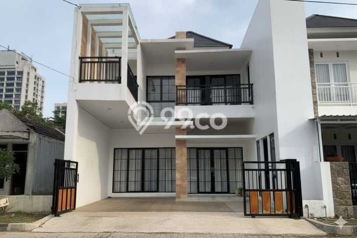 Dijual Rumah Eksklusif 2 KT di BSD, Tangerang Dijual Rumah Eksklusif 2 KT di BSD, Tangerang