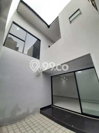 Jual Rumah Mewah Megah Dengan View Eksklusif di BSD, Tangerang Jual Rumah Mewah Megah Dengan View Eksklusif di BSD, Tangerang