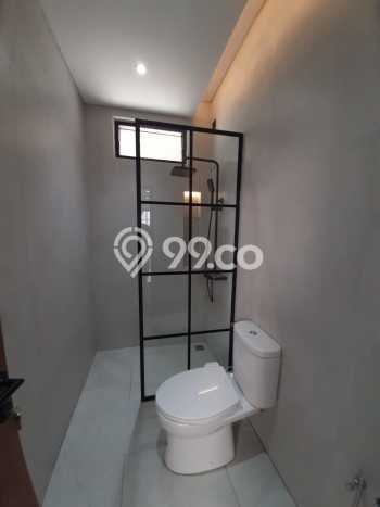 For Sale! Premium House LT 180m2 Desain Modern di BSD Taman Crysant For Sale! Premium House LT 180m2 Desain Modern di BSD Taman Crysant