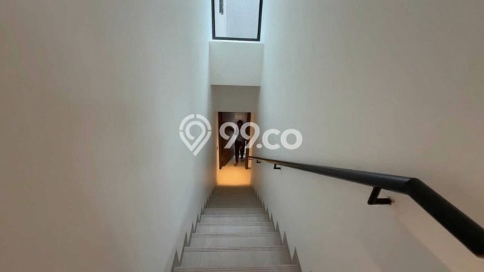 Bisnis Menjanjikan! Vila di , Area 1000m2m², Lokasi Strategis Bisnis Menjanjikan! Vila di , Area 1000m2m², Lokasi Strategis