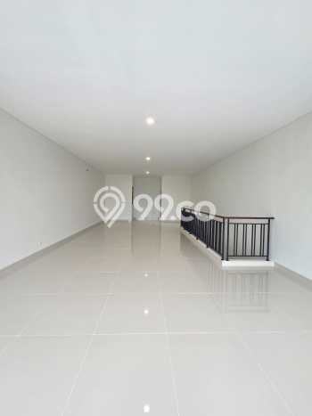 Unit Ruko Disewakan di Gading Serpong di Area Ramai & Strategis Unit Ruko Disewakan di Gading Serpong di Area Ramai & Strategis