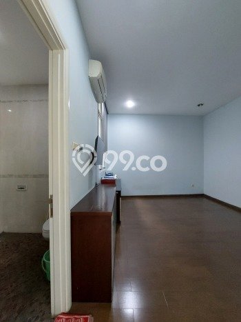 Rumah Luxury Modern Tanpa Renovasi di BSD City Tangerang Rumah Luxury Modern Tanpa Renovasi di BSD City Tangerang