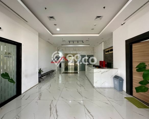 Dijual Gudang Kawasan Lebak Bulus, Luas 2020m², Area Berkembang, Jalan Utama Dijual Gudang Kawasan Lebak Bulus, Luas 2020m², Area Berkembang, Jalan Utama