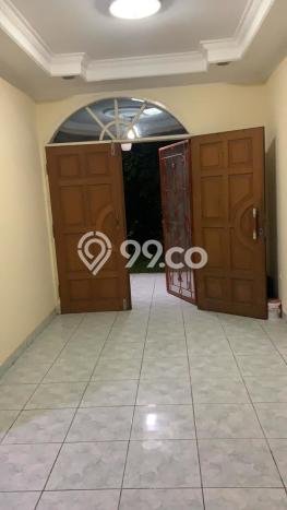 Rumah Modern Minimalis 4 Kamar Bisa Langsung Pindah di Lippo Cikarang Rumah Modern Minimalis 4 Kamar Bisa Langsung Pindah di Lippo Cikarang