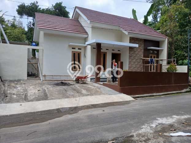 Jual Rumah Harga Miring Seyegan Punya 2 KT & LT 113m2 Jual Rumah Harga Miring Seyegan Punya 2 KT & LT 113m2