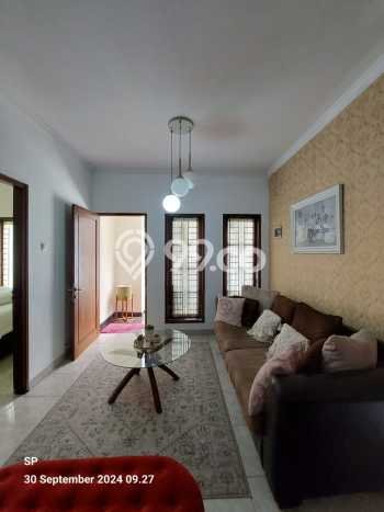 Rumah Minimalis di , Yogyakarta, LT 115m2m² Bangunan 180m2m² Rumah Minimalis di , Yogyakarta, LT 115m2m² Bangunan 180m2m²