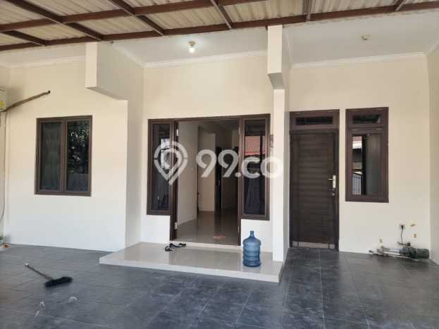 Lokasi strategis! Rumah siap huni disewakan di Duri Kosambi LB 100m2 Lokasi strategis! Rumah siap huni disewakan di Duri Kosambi LB 100m2
