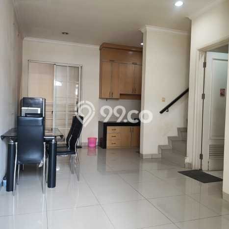 Rumah Disewakan Jakarta Barat LT 90m2 LB 150m2 Area Green Lake City Rumah Disewakan Jakarta Barat LT 90m2 LB 150m2 Area Green Lake City