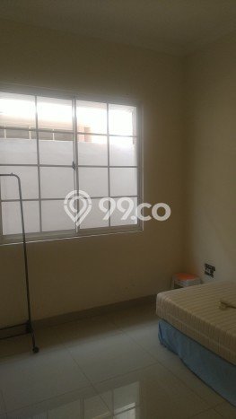 Disewakan Rumah Murah di Green Lake City Jakarta Barat Punya 3 Kamar Tidur Disewakan Rumah Murah di Green Lake City Jakarta Barat Punya 3 Kamar Tidur