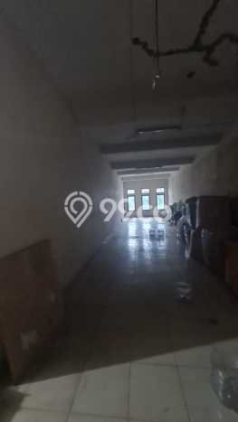 Untuk Dijual Ruko di Banjarsari Solo LT 119m2 / LB 228m2 Untuk Dijual Ruko di Banjarsari Solo LT 119m2 / LB 228m2