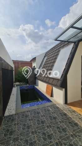 Bisa KPR! Rumah Colomadu, Solo, LT 4757m² LB 2500m² Bisa KPR! Rumah Colomadu, Solo, LT 4757m² LB 2500m²