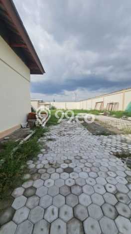 Bisa KPR! Rumah Colomadu, Solo, LT 4757m² LB 2500m² Bisa KPR! Rumah Colomadu, Solo, LT 4757m² LB 2500m²