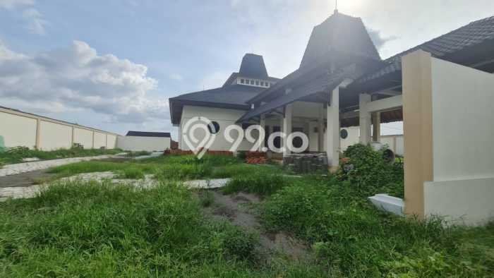 Bisa KPR! Rumah Colomadu, Solo, LT 4757m² LB 2500m² Bisa KPR! Rumah Colomadu, Solo, LT 4757m² LB 2500m²