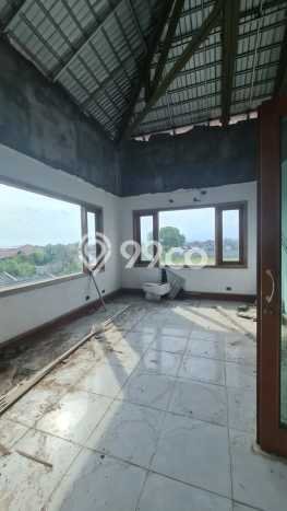 Bisa KPR! Rumah Colomadu, Solo, LT 4757m² LB 2500m² Bisa KPR! Rumah Colomadu, Solo, LT 4757m² LB 2500m²