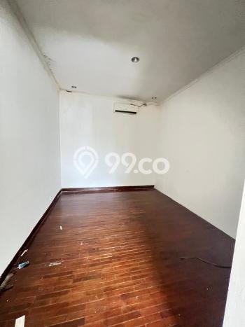 RECOMMENDED! Rumah kawasan , 5 KM, Area Premium, Luas 342m2m² Bangunan 250m2m² RECOMMENDED! Rumah kawasan , 5 KM, Area Premium, Luas 342m2m² Bangunan 250m2m²