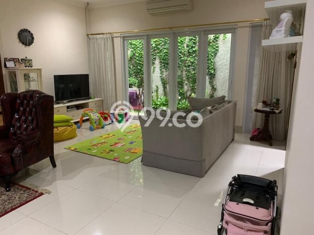 Rumah Elit LB 250m2 Siap Huni Desain Elegan di Bintaro, Tangerang Selatan Rumah Elit LB 250m2 Siap Huni Desain Elegan di Bintaro, Tangerang Selatan